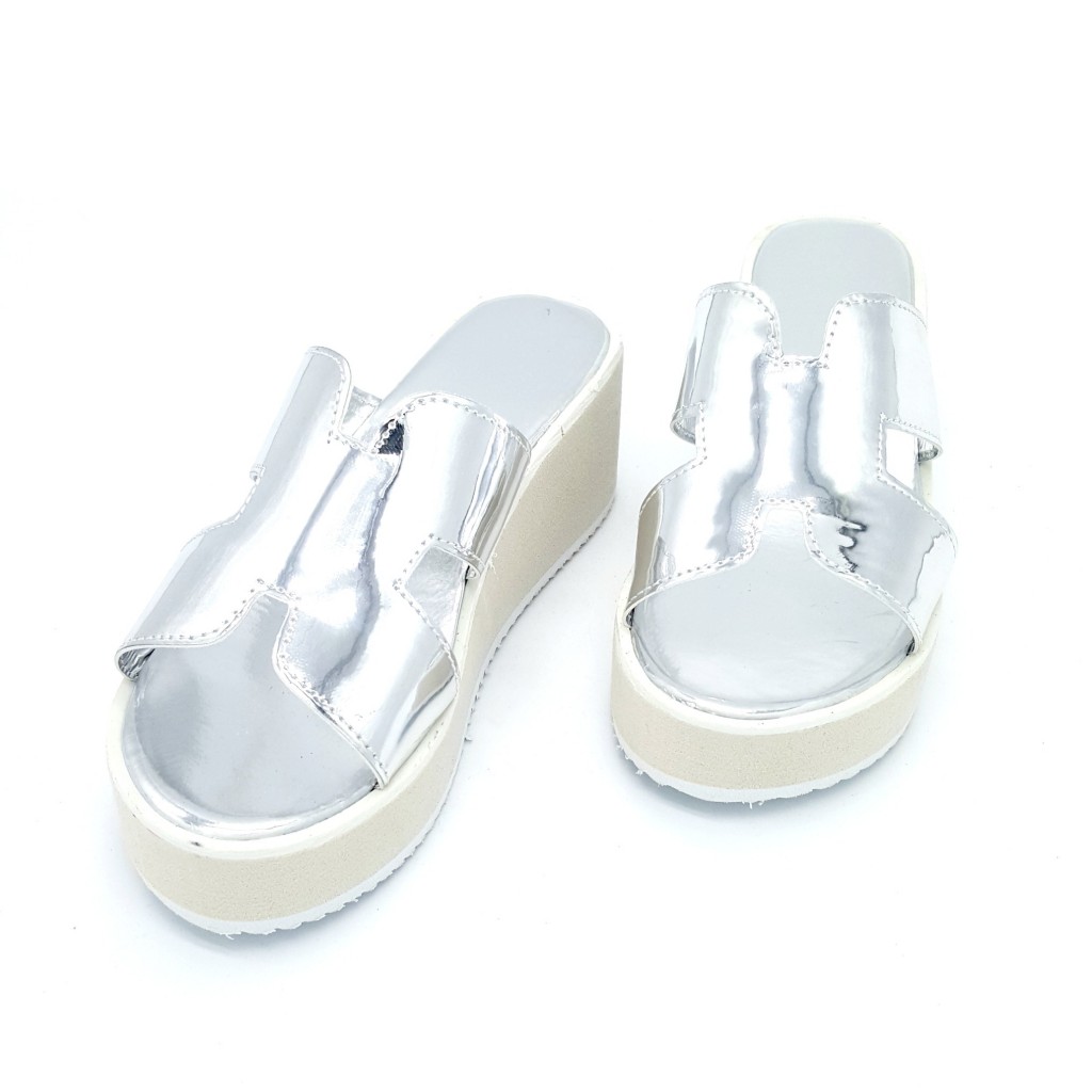 HA051 Free Style Sandals Silver
